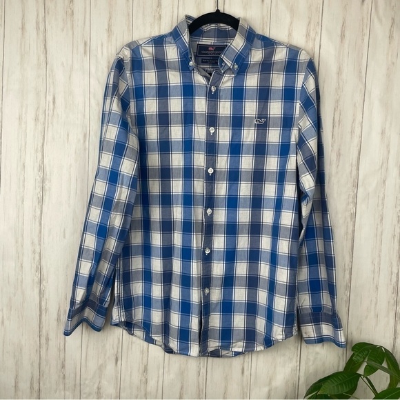 Vineyard vines blue and white plaid button down small - Picture 2 of 6